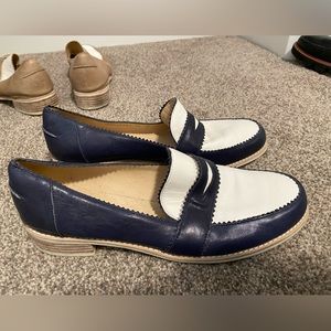 EUC Stuart Weitzman two tone blue and white loafers